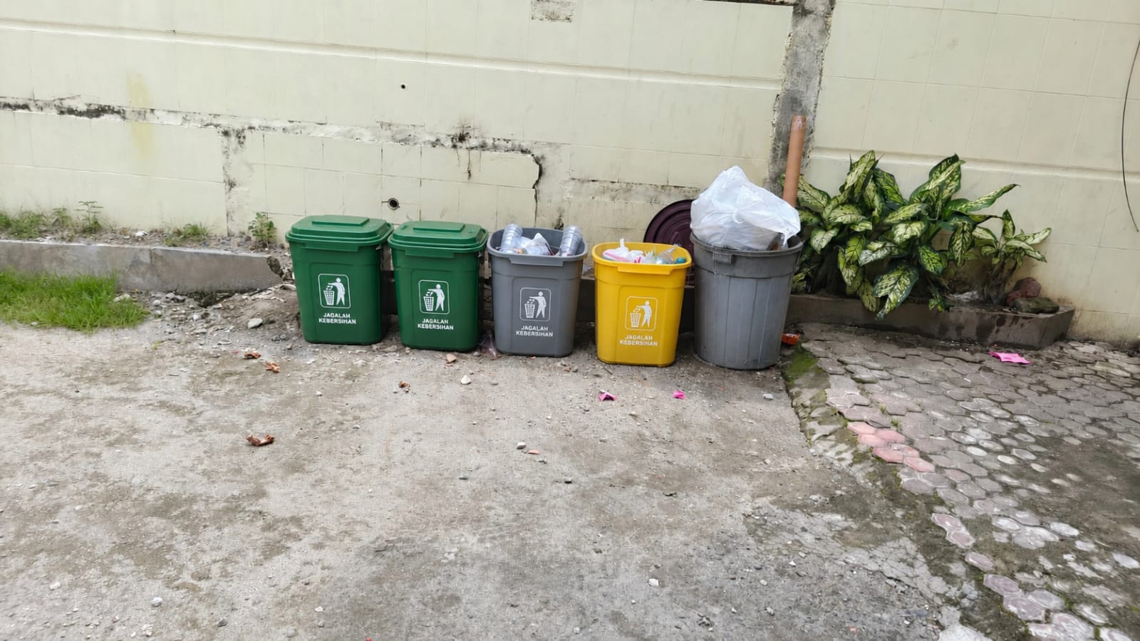 Tempat Parkir